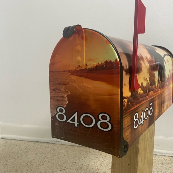 Custom Mailbox with beautiful Hawaiian sunset. Add your name & address optional. - Picture 8 of 11